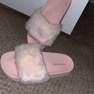 Steve Madden Glides